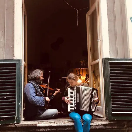 Bed ベッド・アンド・ブレックファスト ナポリ