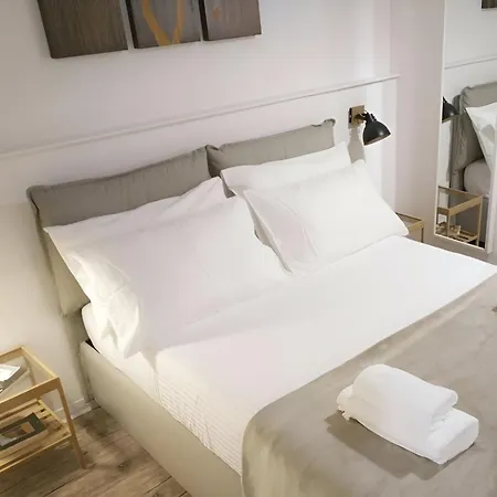 Bed ベッド・アンド・ブレックファスト